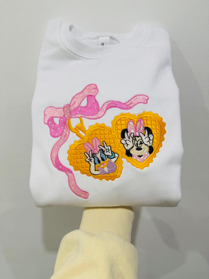 Mouse & Duck Love Heart Locket T-shirt